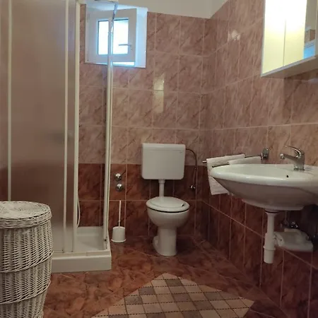 Mara Apartman