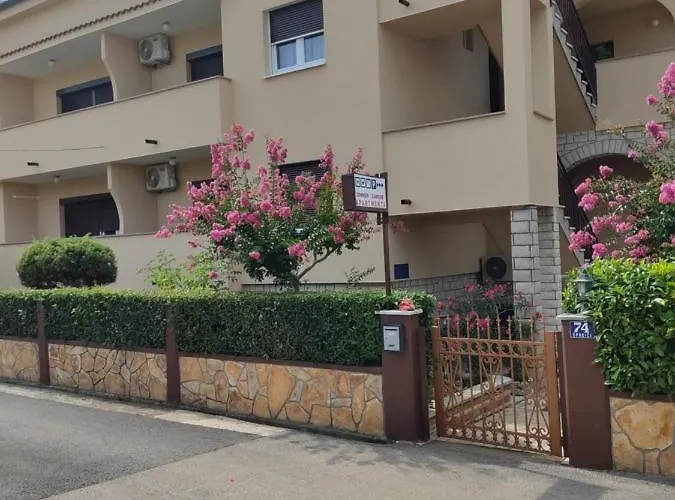 公寓 Mara 波雷奇