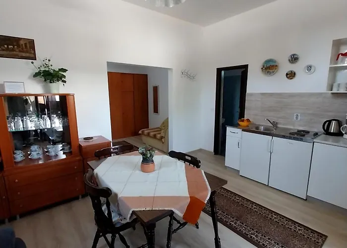 Mara Apartment