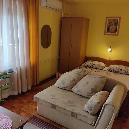 公寓 Mara 波雷奇